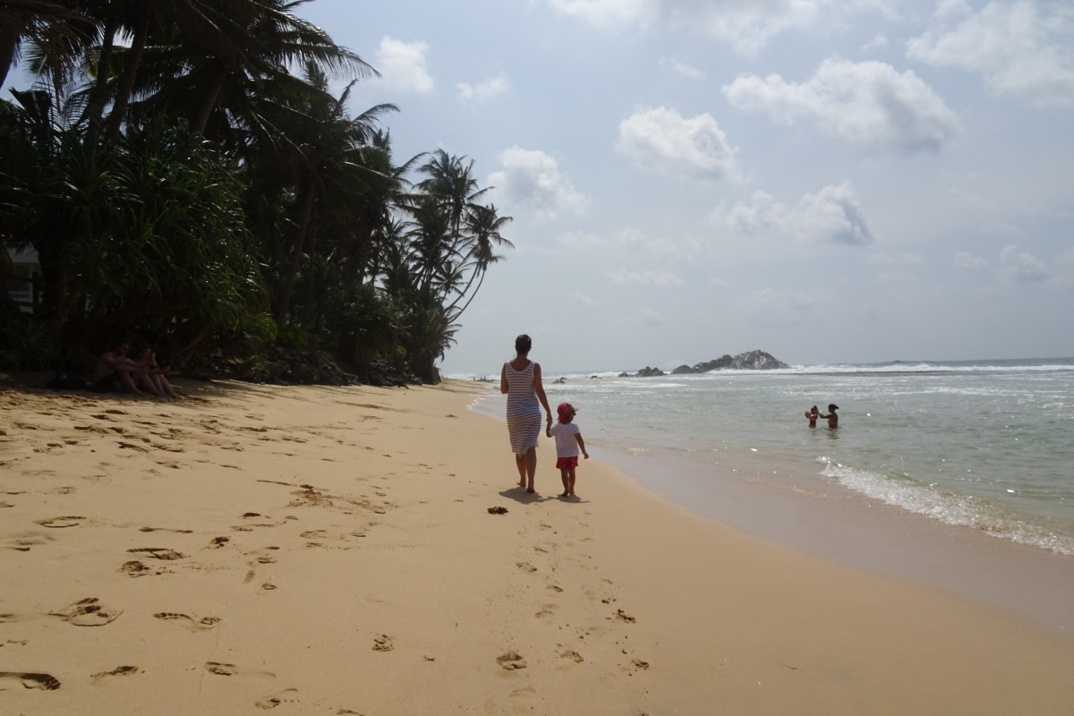 wijaya beach sri lanka