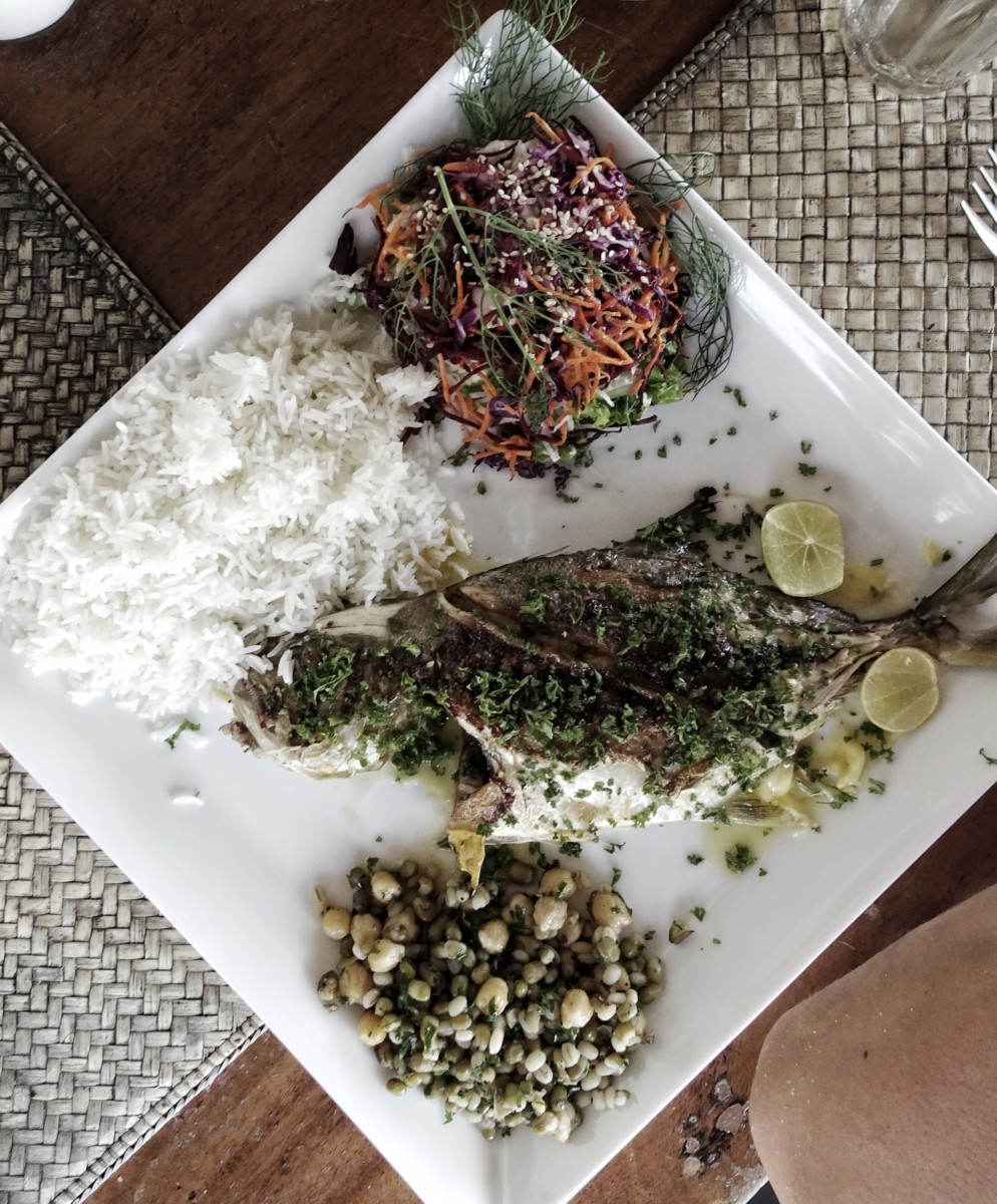 Food at wijaya beach bar sri lanka